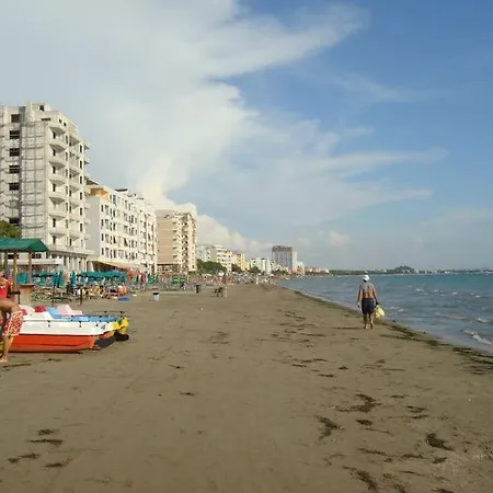 Rezidenca Hasanaj 32 * דורס